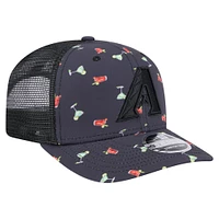 Casquette extensible à bouton-pression New Era noire Arizona Diamondbacks Adventure Drinks Pattern 9SEVENTY pour homme