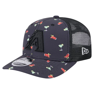 Casquette extensible à bouton-pression New Era noire Arizona Diamondbacks Adventure Drinks Pattern 9SEVENTY pour homme