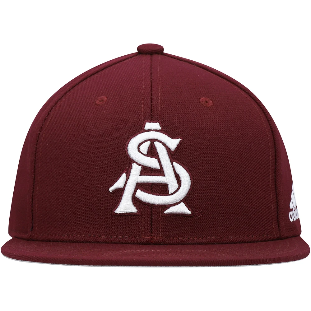 Casquette de baseball ajustée sur le terrain des Sun Devils l'Arizona State adidas marron pour hommes