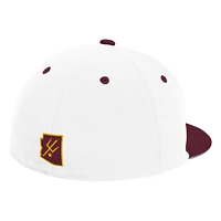 Casquette de baseball ajustée sur le terrain des Sun Devils l'Arizona State adidas pour hommes, blanche