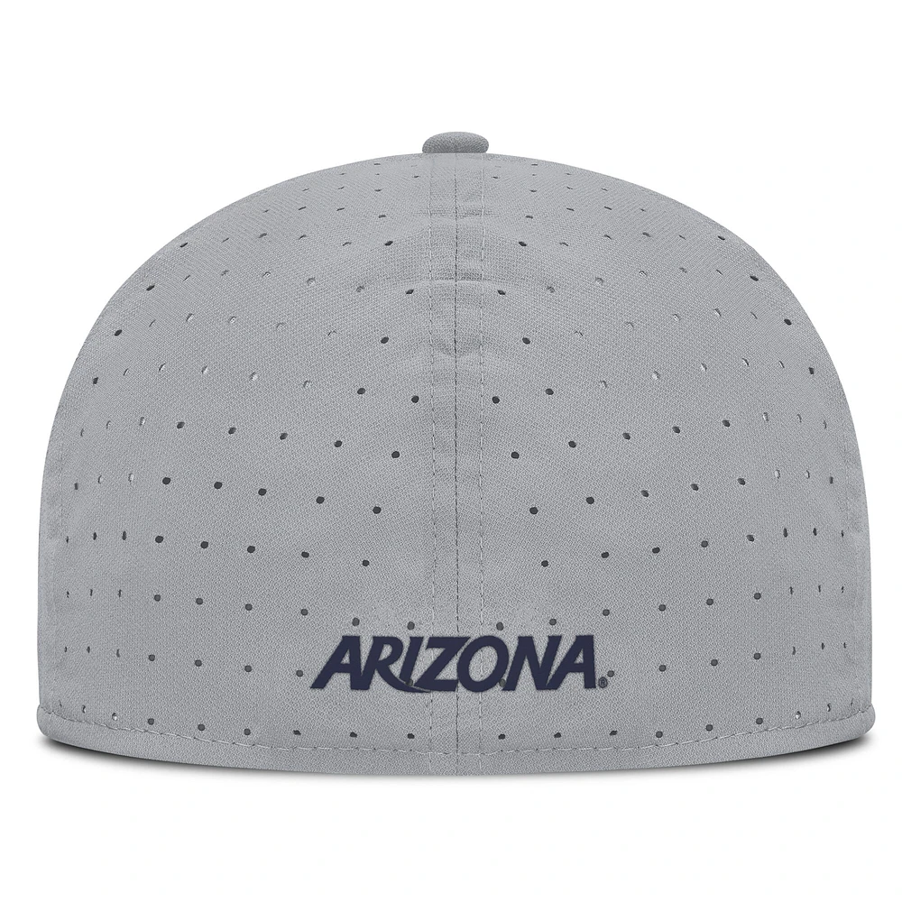 Casquette ajustée True Performance On-Field Dugout des Arizona Wildcats pour homme Nike grise