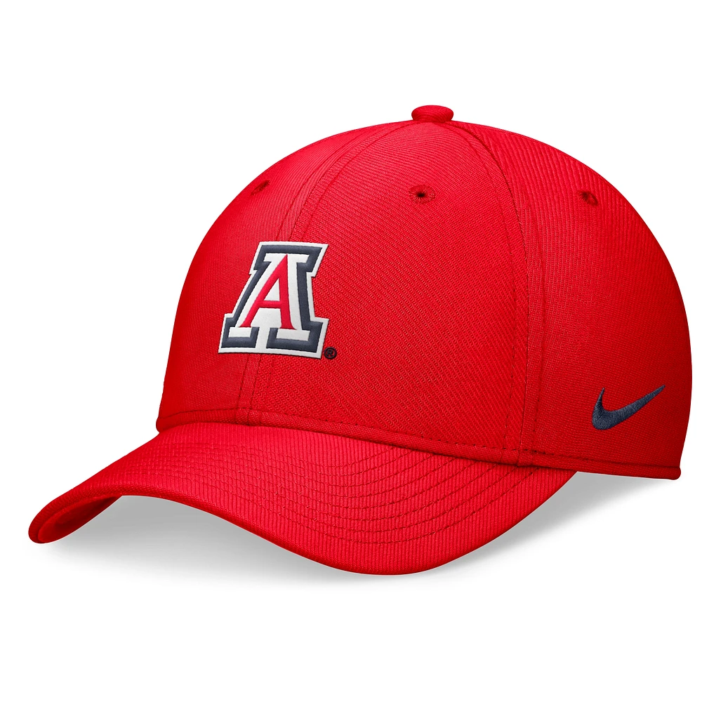 Casquette Nike rouge Arizona Wildcats 2024 On-Field Swoosh Flex pour homme