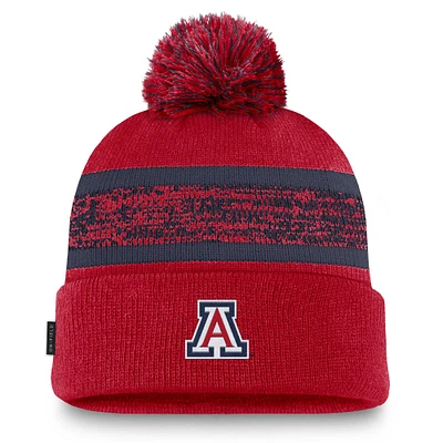 Bonnet en tricot à revers avec pompon Nike Red Arizona Wildcats On-Field Peak pour homme