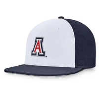 Casquette Nike True Performance pour homme, blanche/bleu marine, Arizona Wildcats On-Field Dugout