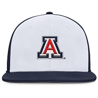 Casquette Nike True Performance pour homme, blanche/bleu marine, Arizona Wildcats On-Field Dugout