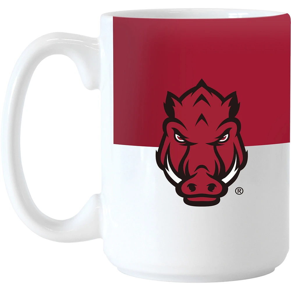 Razorbacks de l'Arkansas 15 oz. Tasse à blocs de couleurs