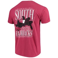 T-shirt Cardinal Arkansas Razorbacks Welcome to the South Comfort Colours pour homme