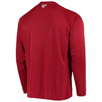 Columbia Cardinal Arkansas Razorbacks Terminal Tackle Omni-Shade Raglan T-shirt à manches longues pour homme