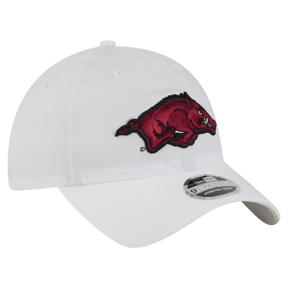 Men's New Era White Arkansas Razorbacks Active Ripstop 9TWENTY Adjustable Hat