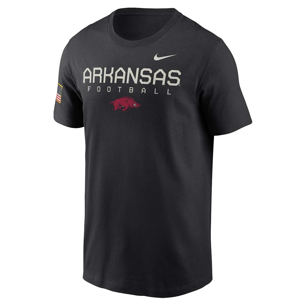 T-shirt Nike Arkansas Razorbacks 2024 Military Appreciation Legend Performance pour homme noir