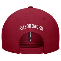 Casquette Snapback Nike Cardinal Arkansas Razorbacks Pro pour homme