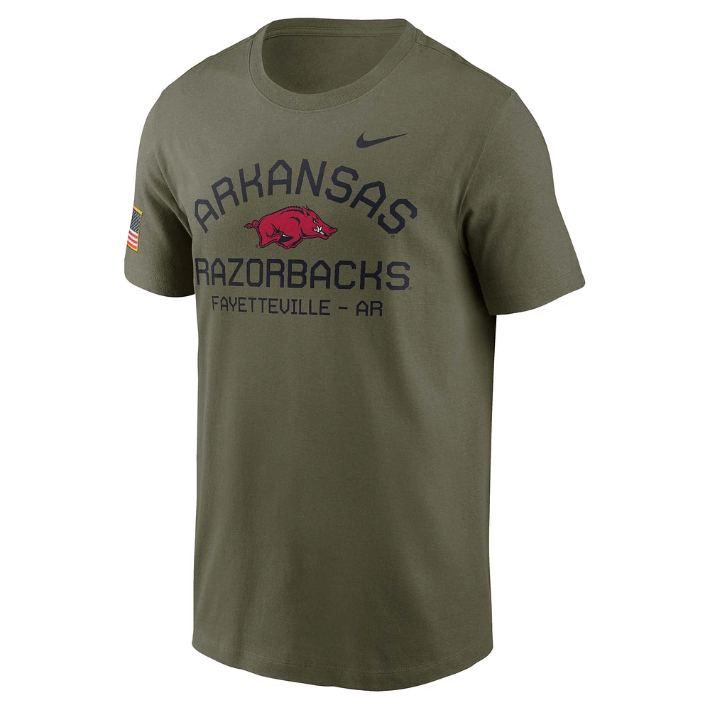 T-shirt Nike Olive Arkansas Razorbacks 2024 Military Appreciation Performance pour homme