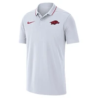 Polo performance entraîneurs Nike Arkansas Razorbacks 2023 pour homme - Blanc