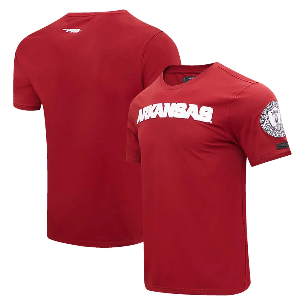 T-shirt classique Pro Standard Cardinal Arkansas Razorbacks pour homme