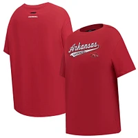 T-shirt surdimensionné petit ami Pro Standard Cardinal Arkansas Razorbacks Script Tail pour femmes