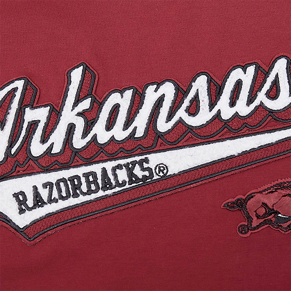 T-shirt surdimensionné petit ami Pro Standard Cardinal Arkansas Razorbacks Script Tail pour femmes