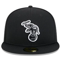 Men's New Era Black Athletics 2025 MLB Clubhouse 59FIFTY Fitted Hat