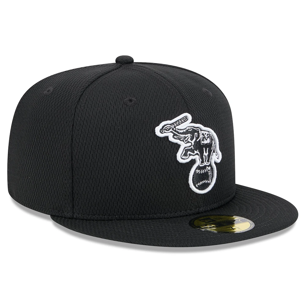 Men's New Era Black Athletics 2025 MLB Clubhouse 59FIFTY Fitted Hat