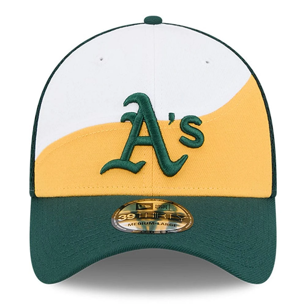 Men's New Era  Gold/Dark Green Athletics 2025 Spring Training 39THIRTY Flex Hat