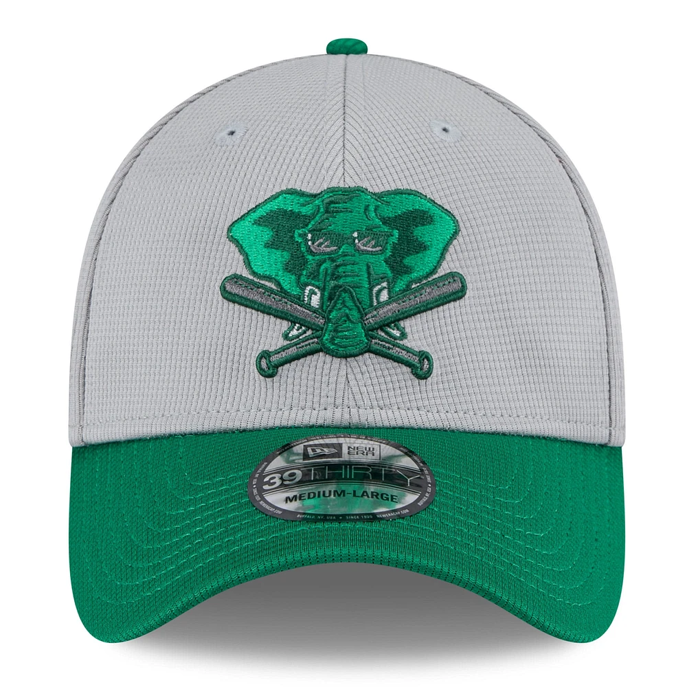 Men's New Era  Gray/Green Athletics 2025 Batting Practice 39THIRTY Flex Hat