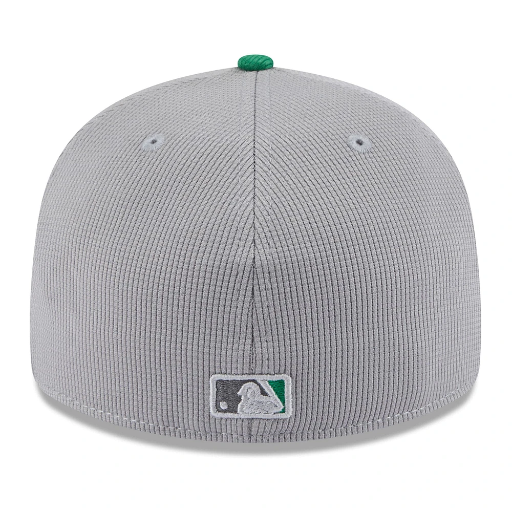 Casquette d'entraînement au bâton à profil bas 59FIFTY Athletics 2025 de New Era pour homme, gris/vert