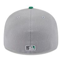 Casquette d'entraînement au bâton à profil bas 59FIFTY Athletics 2025 de New Era pour homme, gris/vert