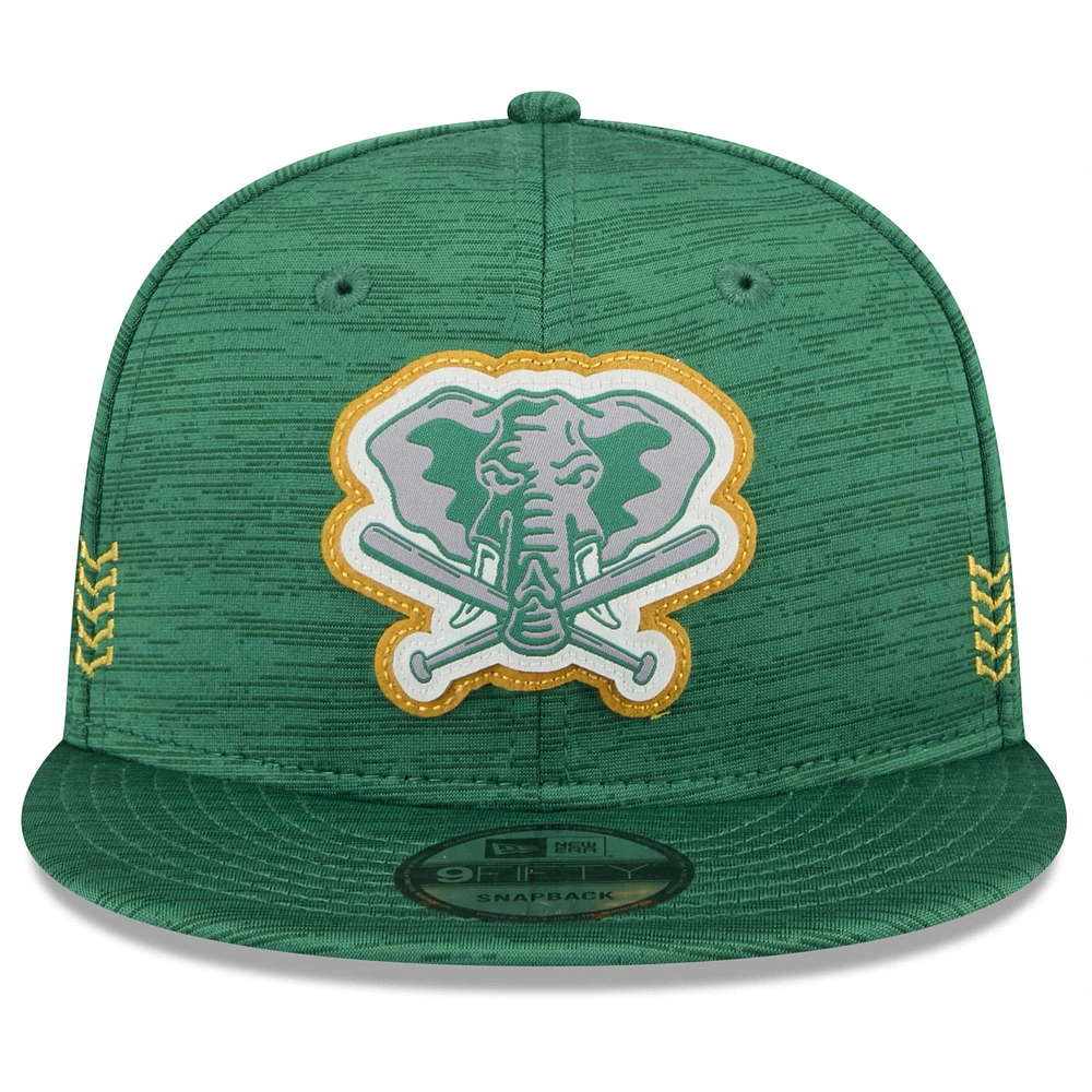 Men's New Era Green Athletics 2024 Clubhouse 9FIFTY Snapback Hat