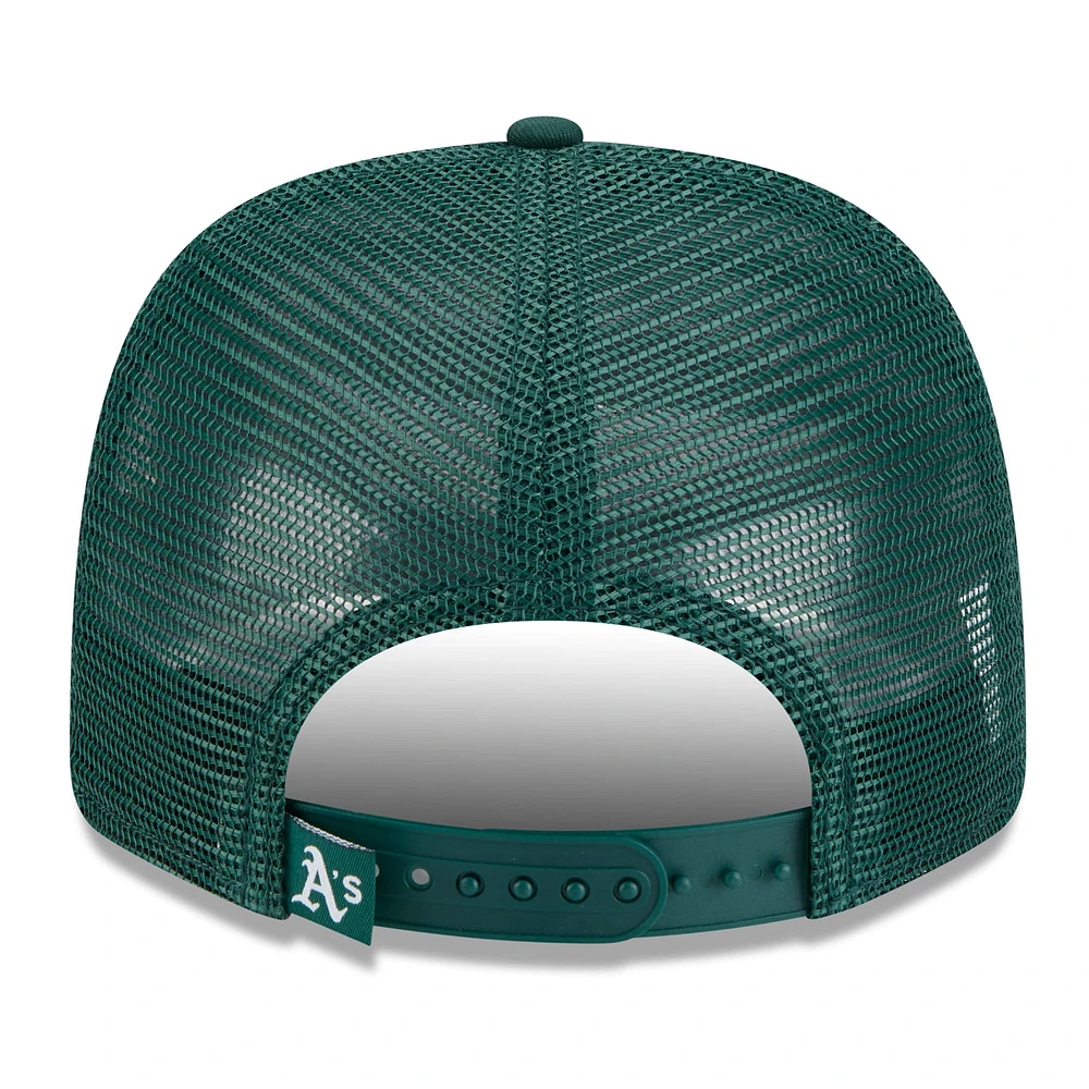 Men's New Era  Green Athletics 2025 Spring Training 9SEVENTY Stretch-Snap Trucker Hat