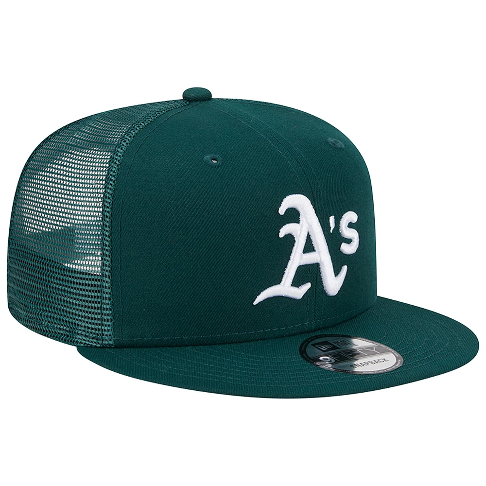 Men's New Era Green Athletics Team Color Trucker 9FIFTY Snapback Hat