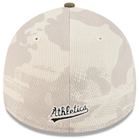 Men's New Era Light Beige/Olive Athletics 2025 Armed Forces Day 39THIRTY Flex Hat