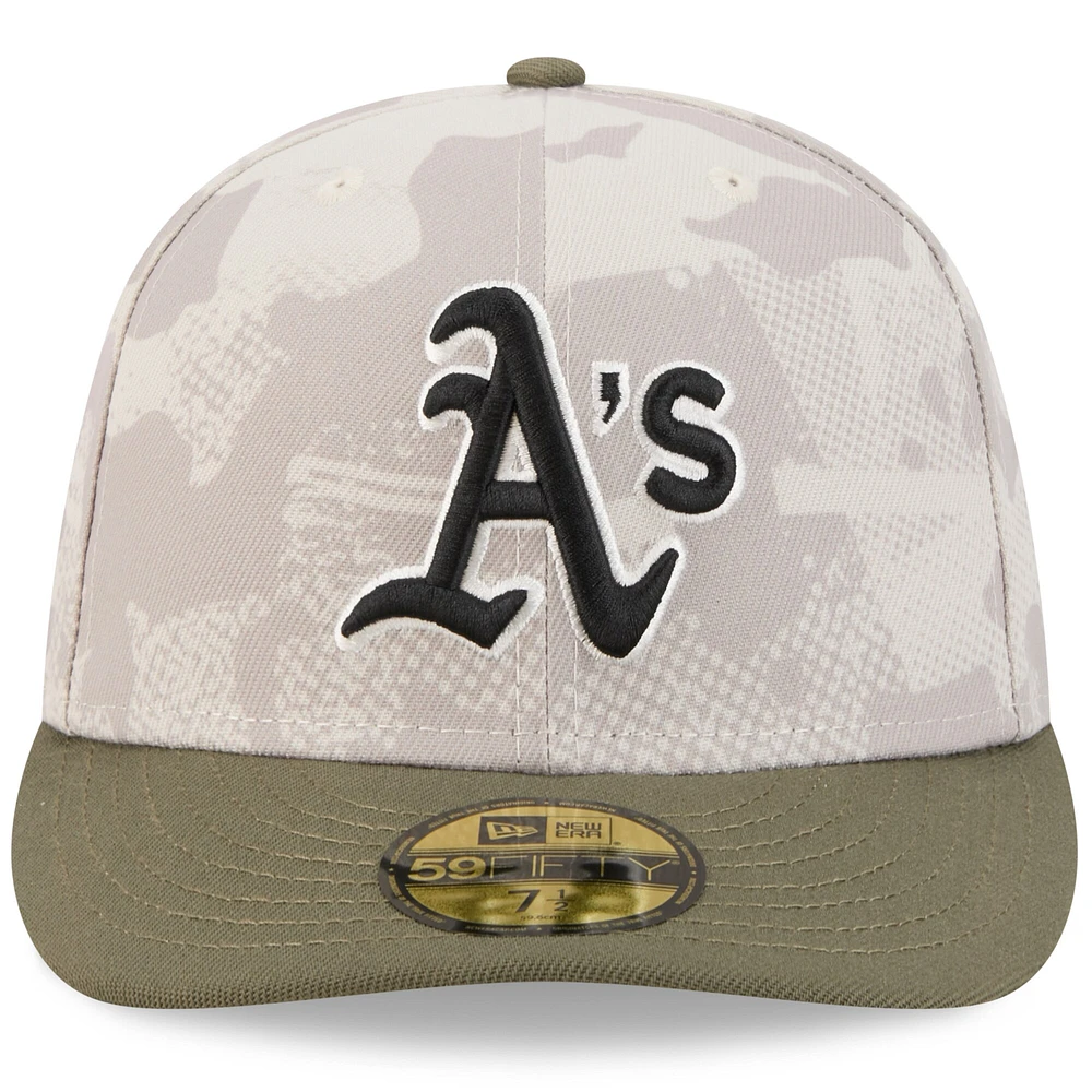 Casquette ajustée 59FIFTY Athletics 2025 Armed Forces Day pour homme, beige clair/olive, New Era