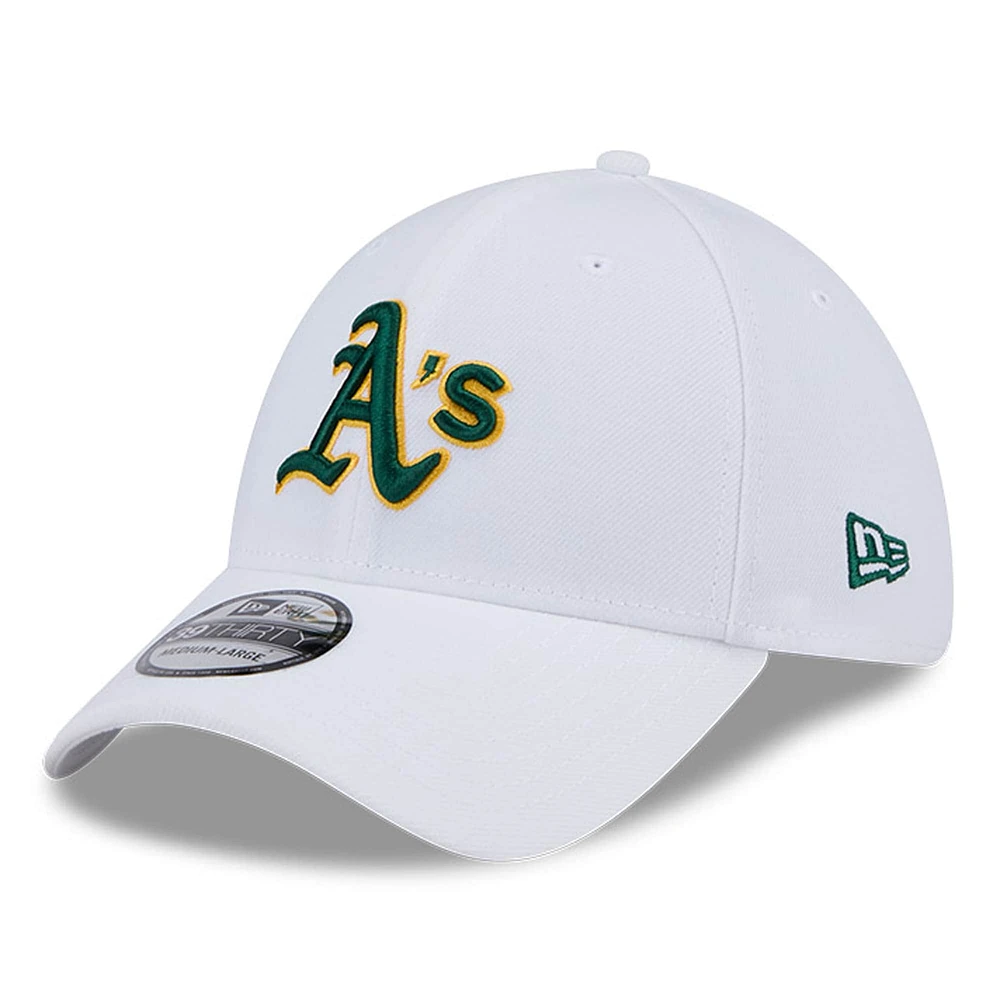 Men's New Era White Athletics 39THIRTY Flex Hat