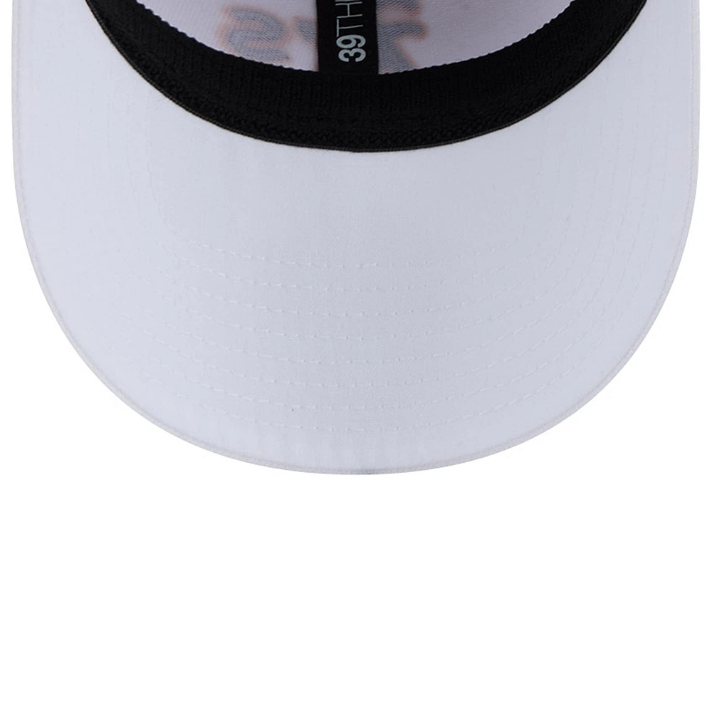 Men's New Era White Athletics 39THIRTY Flex Hat
