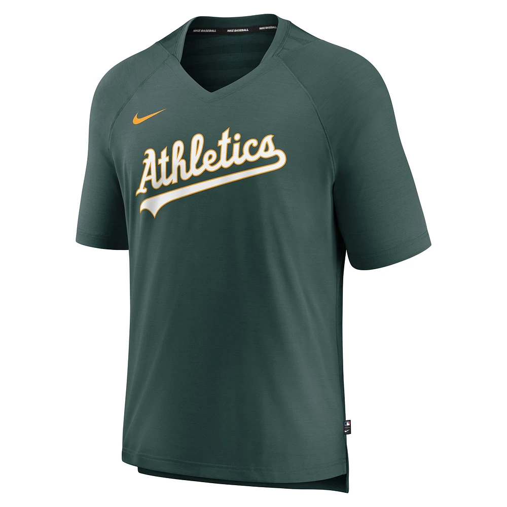 T-shirt à col en V raglan Nike Green Athletics Authentic Collection pour homme