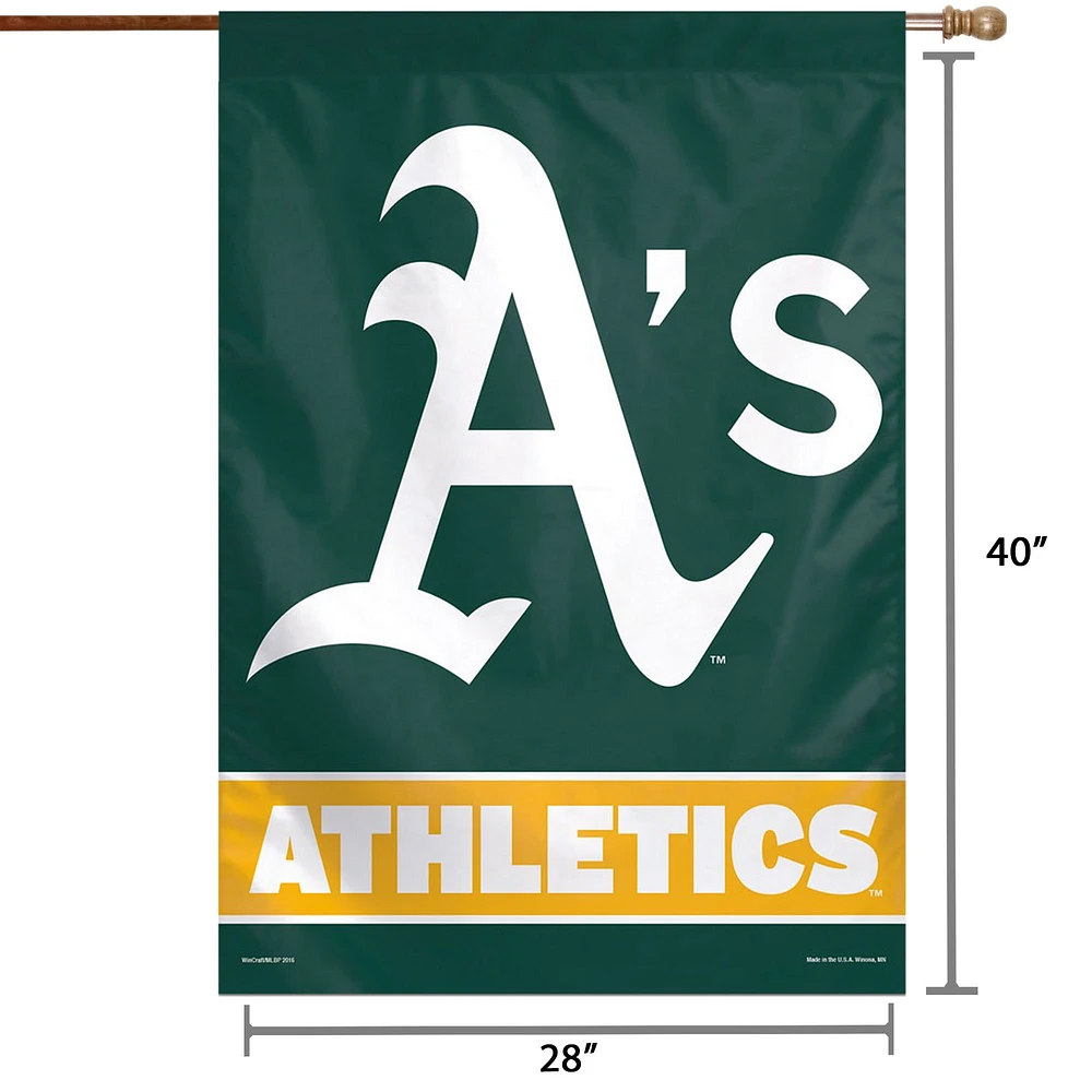 Drapeau de la maison WinCraft Athletics 28" x 40" avec mot-symbole