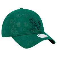 Casquette ajustable 9TWENTY Athletics verte à motif floral ton sur ton pour femme de New Era