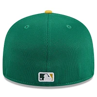 Casquette ajustée 59FIFTY Athletics Kelly Green pour jeunes de New Era entraînement au bâton 2024