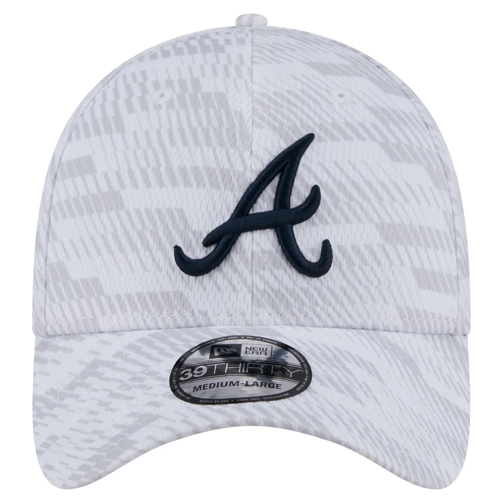 Men's New Era  White Atlanta Braves Graded 39THIRTY Flex Hat