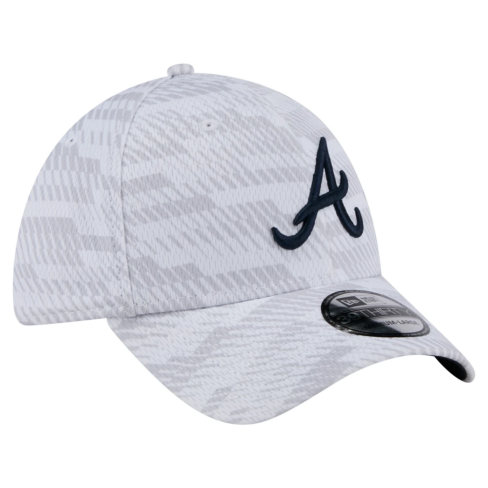 Men's New Era  White Atlanta Braves Graded 39THIRTY Flex Hat
