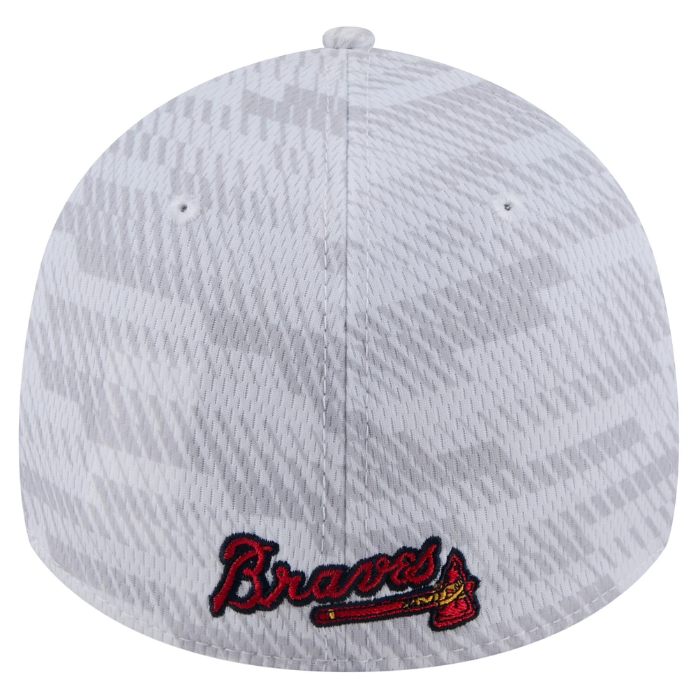 Men's New Era  White Atlanta Braves Graded 39THIRTY Flex Hat