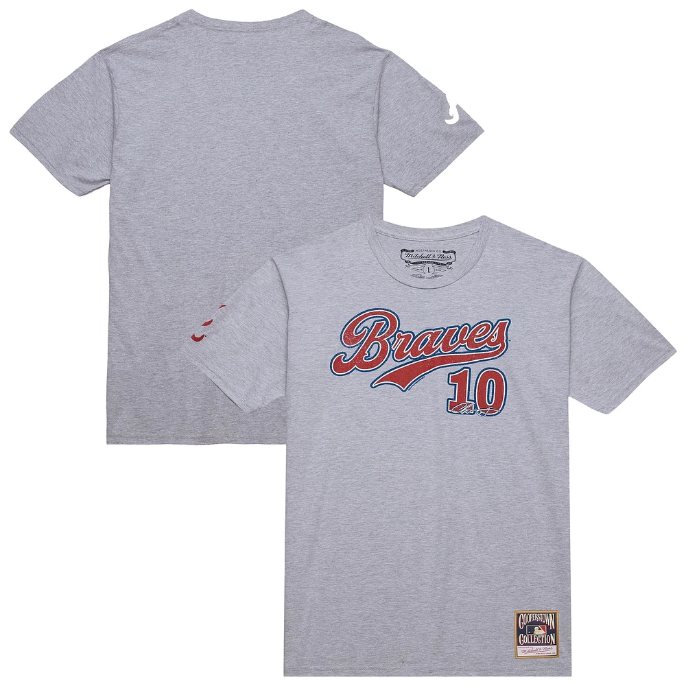 T-shirt de joueur la collection Cooperstown des Braves d'Atlanta gris chiné Mitchell & Ness Chipper Jones pour hommes