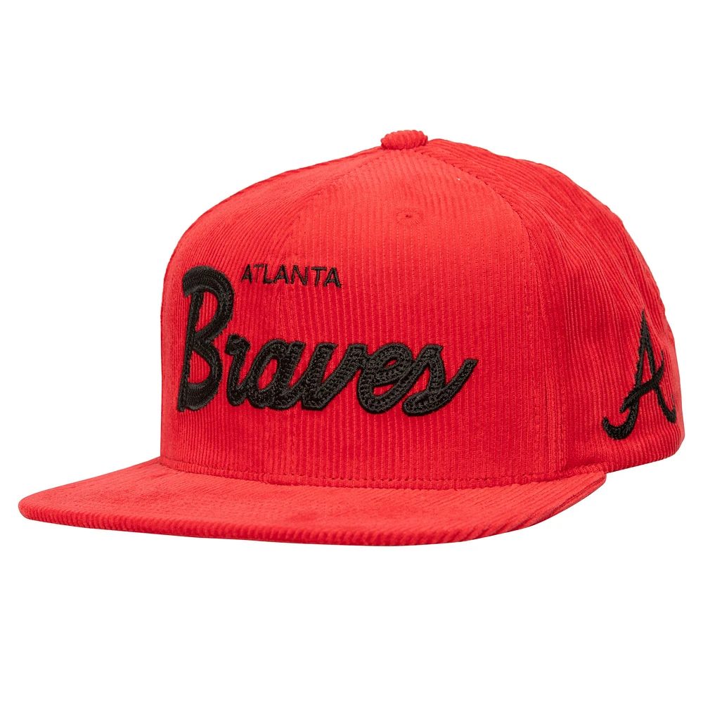 Casquette snapback en velours côtelé rouge Atlanta Braves de Mitchell & Ness pour homme