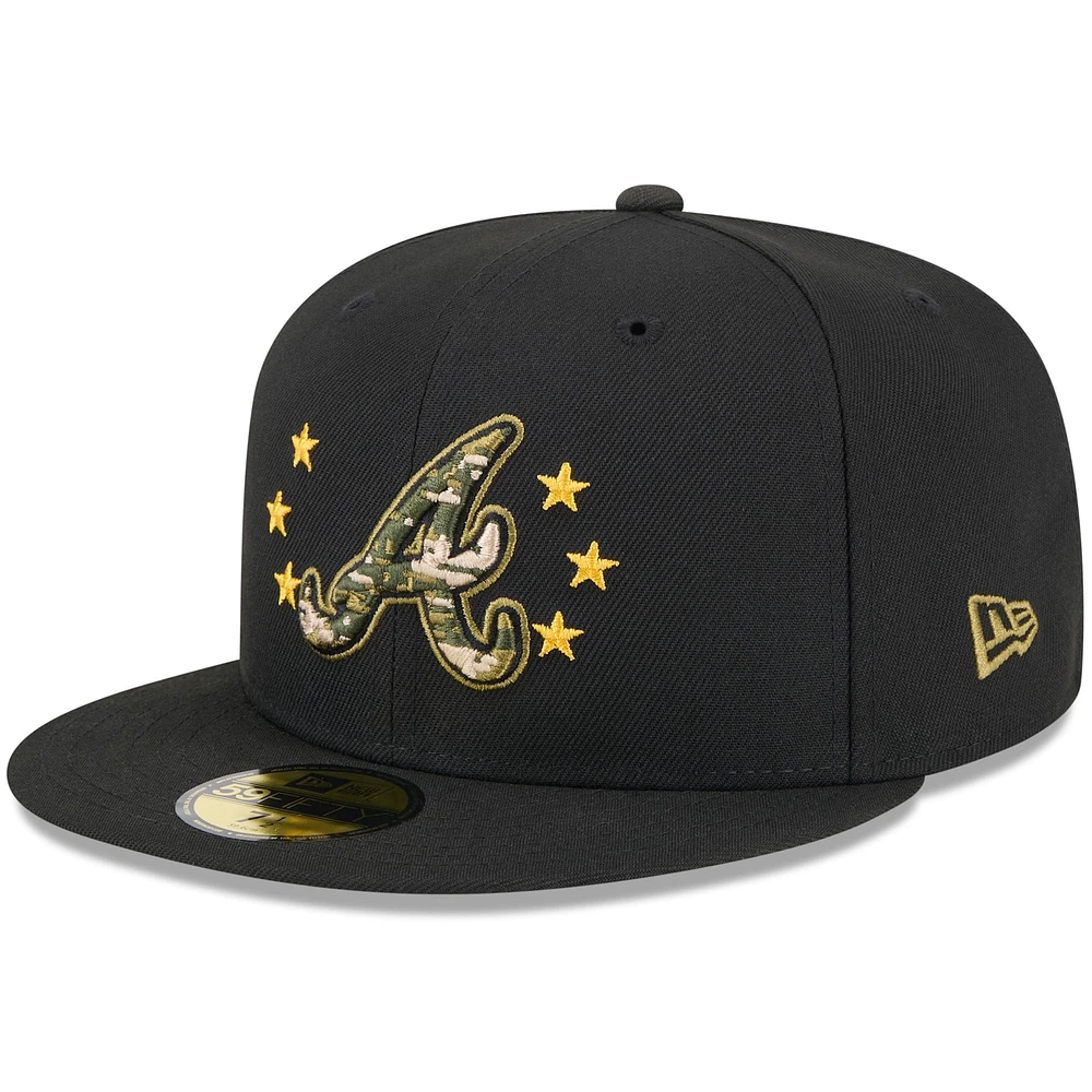 Casquette ajustée 59FIFTY pour hommes des Atlanta Braves de la Journée forces armées 2024 New Era noire