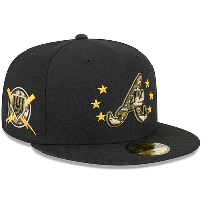 Casquette ajustée 59FIFTY pour hommes des Atlanta Braves de la Journée forces armées 2024 New Era noire