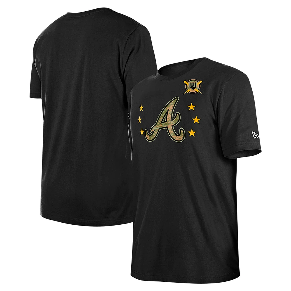 T-shirt noir New Era pour hommes des Braves d'Atlanta 2024 la Journée forces armées