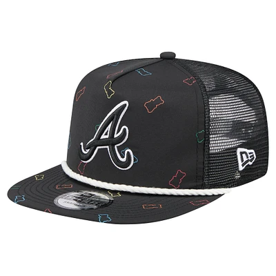 Casquette ajustable noire pour homme Atlanta Braves Gummy Golfer Trucker de New Era