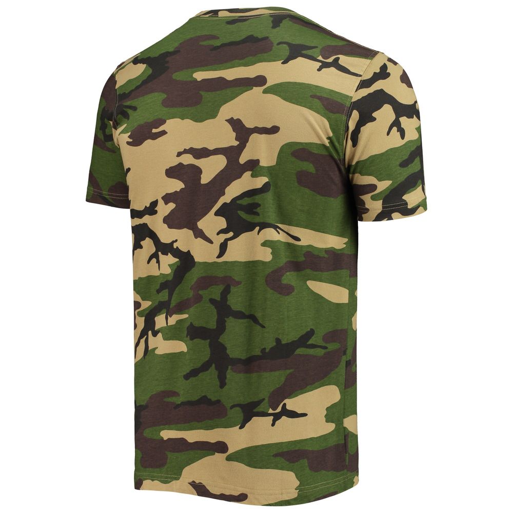 Men's New Era Camo Atlanta Braves Club T-Shirt Size: Medium