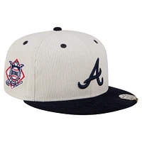 Casquette ajustée 59FIFTY en velours côtelé bicolore New Era crème/bleu marine des Braves d'Atlanta pour homme