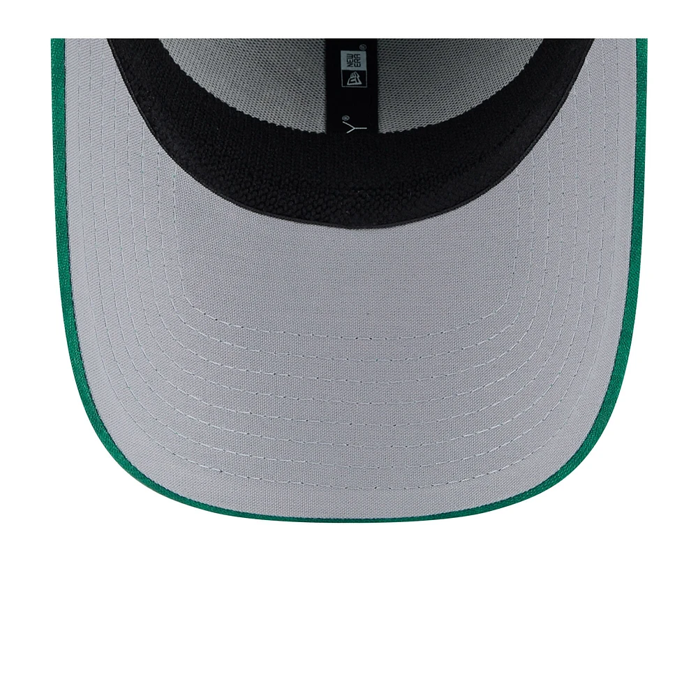 Men's New Era Kelly Green Atlanta Braves St. Patrick's Day 39THIRTY Flex Hat