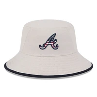 Bob kaki New Era pour hommes des Atlanta Braves 2024 du 4 juillet